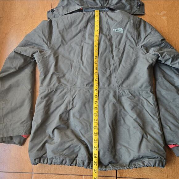 The North Face Inlux 2.0 Womens HyVent Insulated Hooded Jacket Olive Green Sz L - Picture 6 of 12
